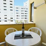 Patio Da Rocha - Silhueta Citadina 포티마오