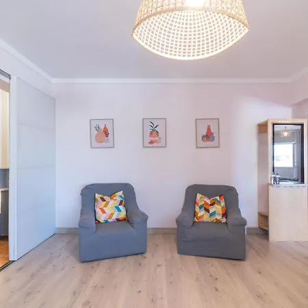 Patio Da Rocha - Silhueta Citadina بورتيماو