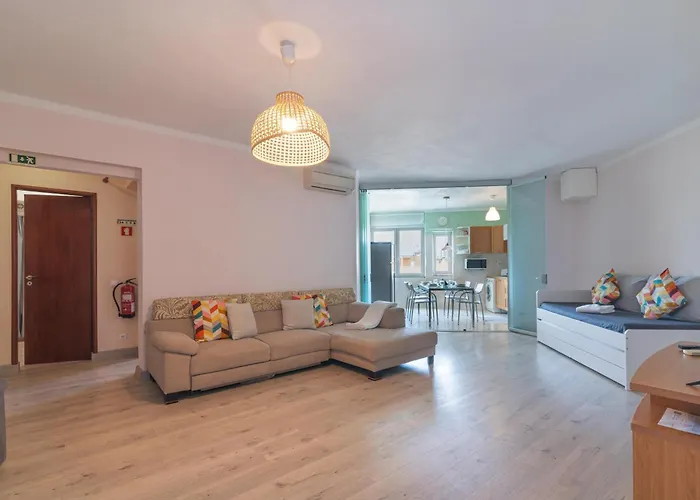 Patio Da Rocha - Silhueta Citadina بورتيماو