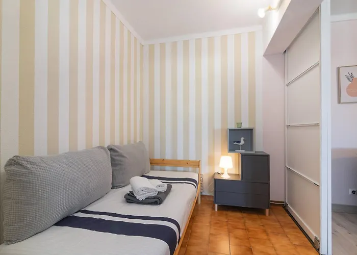 Patio Da Rocha - Silhueta Citadina بورتيماو