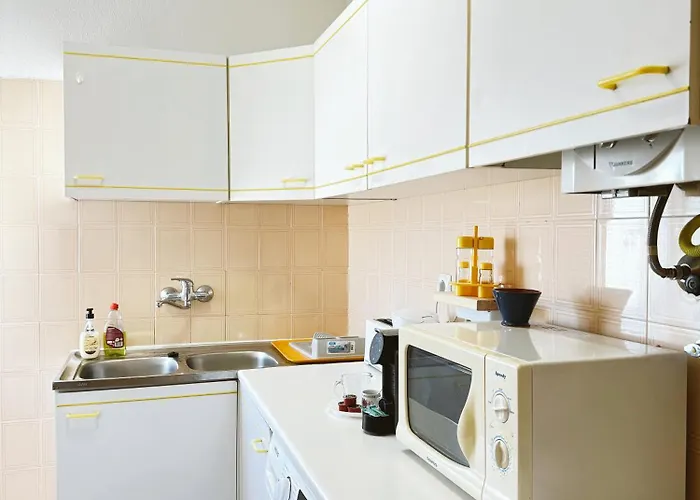 Patio Da Rocha - Silhueta Citadina